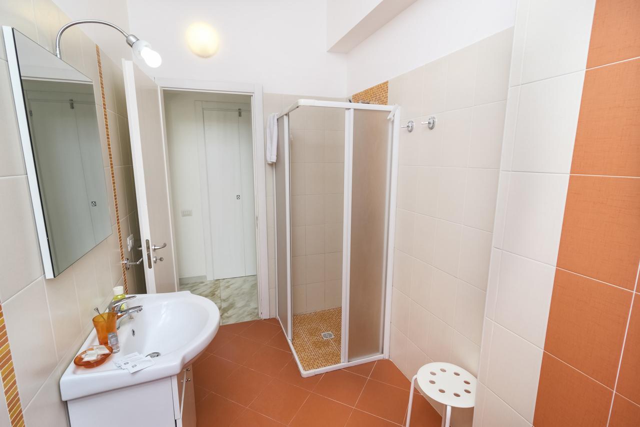 B&B Villa Genny A Pochi Passi Dal Mare San Cataldo  Exteriér fotografie