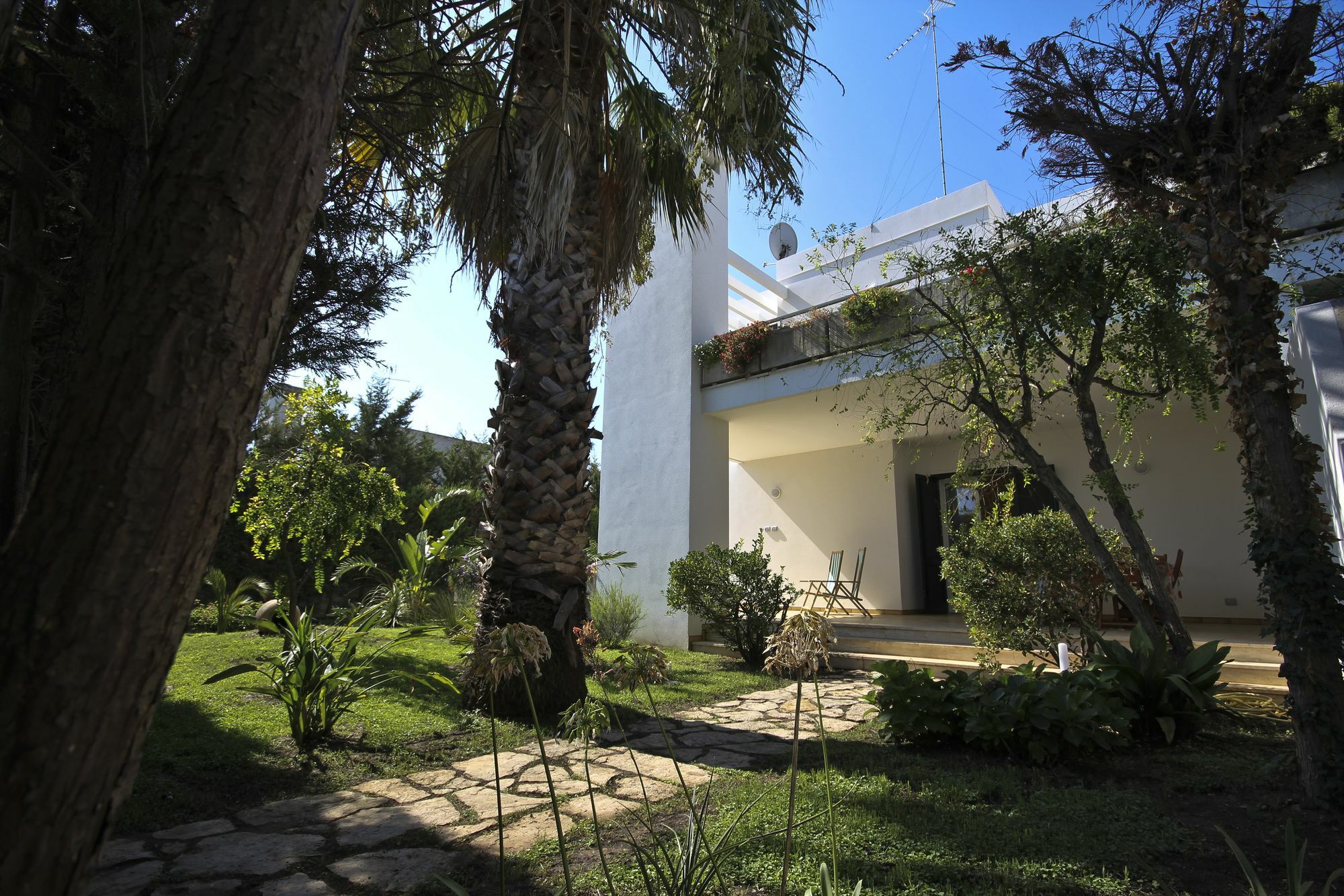 B&B Villa Genny A Pochi Passi Dal Mare San Cataldo  Exteriér fotografie